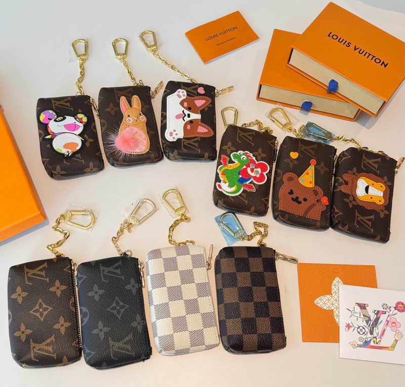 LV card bag 19